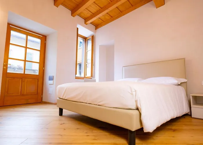 Alberti Mandello del Lario