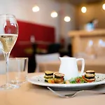 Alberti Hotel 3*