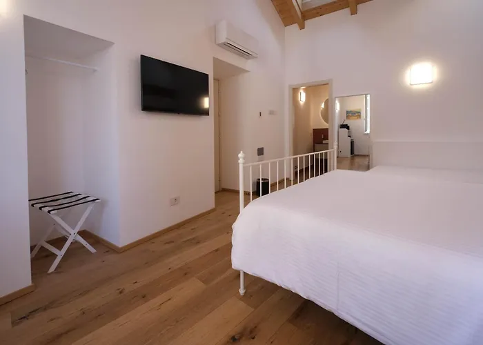 Alberti * Mandello del Lario