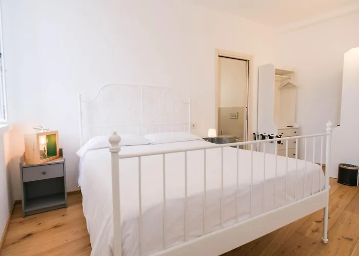 Hotel Alberti Mandello del Lario