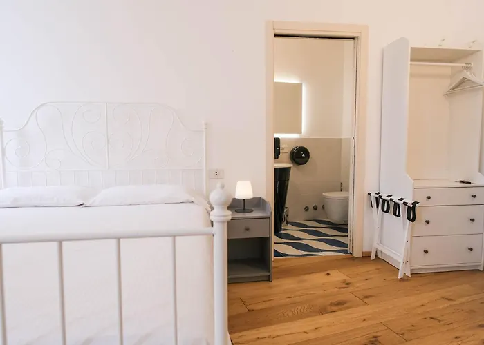 Alberti Hotel 3*