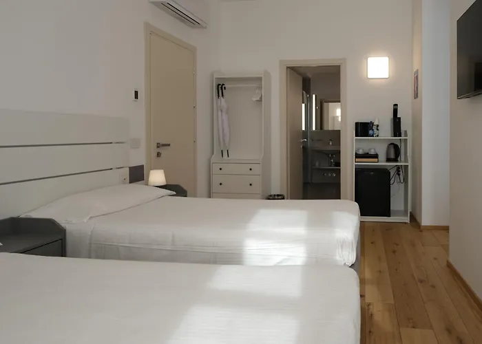Alberti Hotel 3*