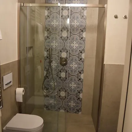 Hotel Alberti Mandello del Lario