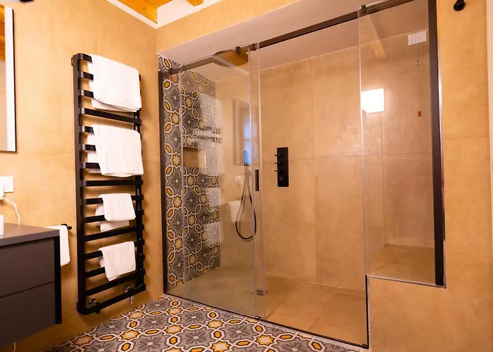 Alberti Hotel Mandello del Lario