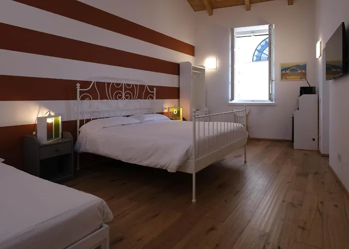 Alberti Mandello del Lario