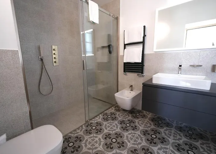 Alberti * Mandello del Lario